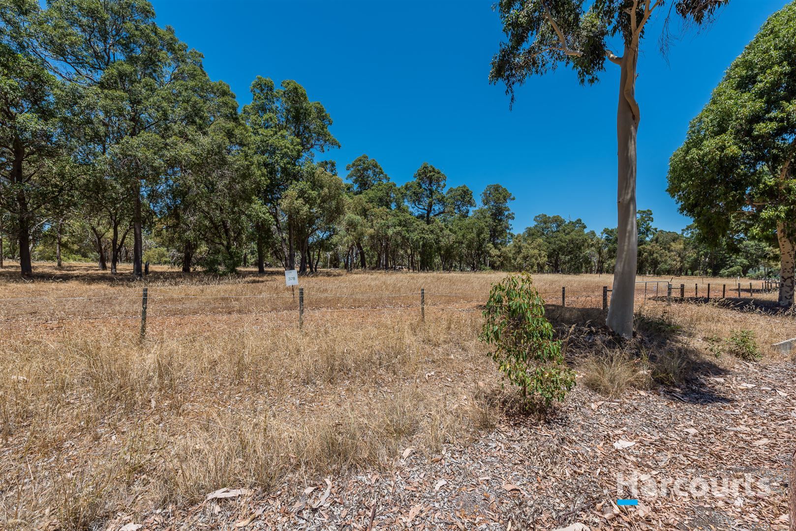 134 Limousin Way, Lower Chittering WA 6084, Image 2