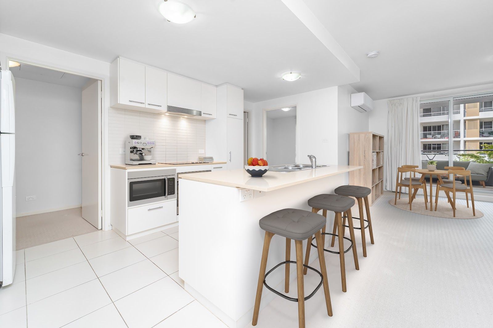 1 bedrooms Apartment / Unit / Flat in 16/68 College Street BELCONNEN ACT, 2617