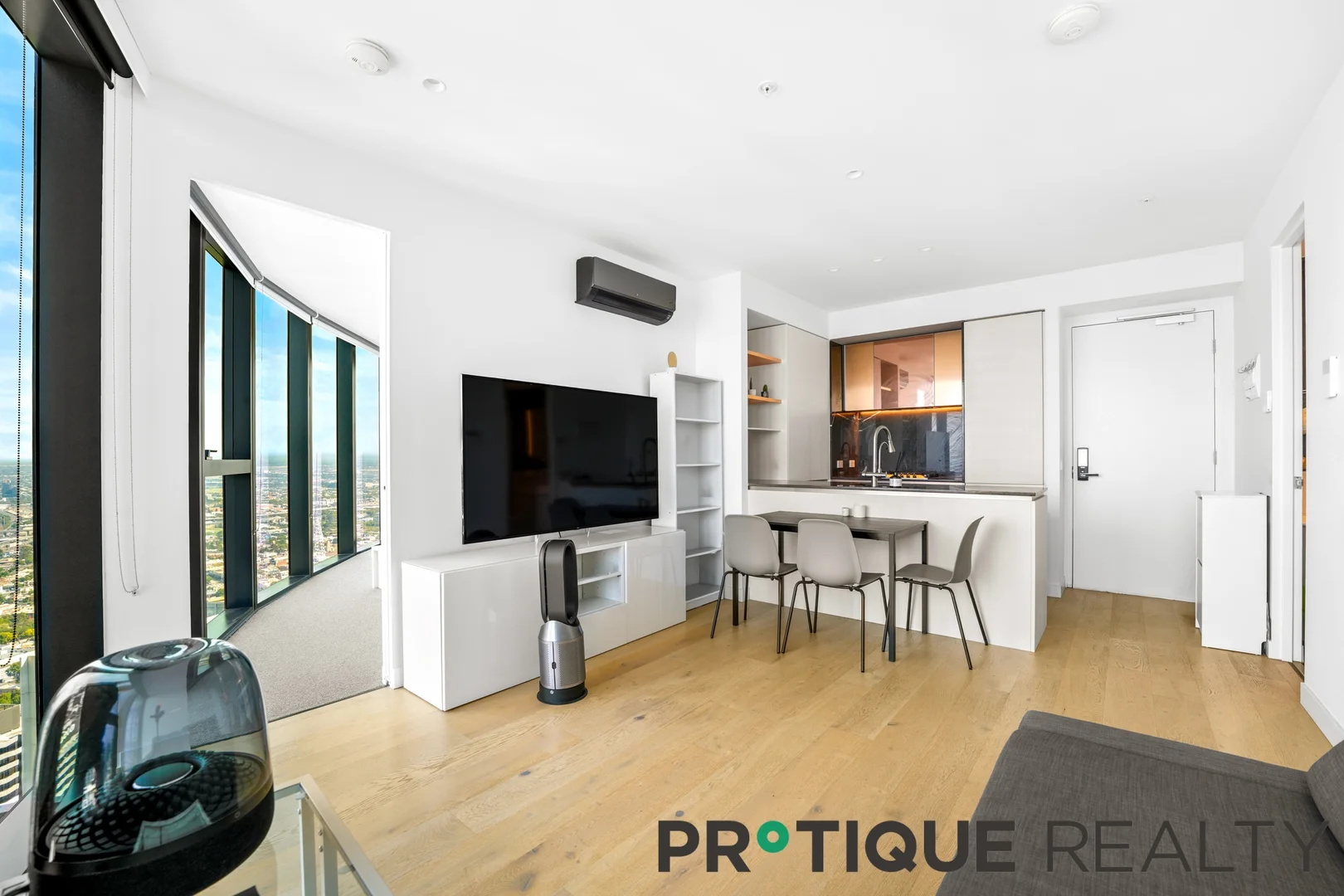 Additional image 8 of 7102/228 La Trobe Street, Melbourne VIC 3000