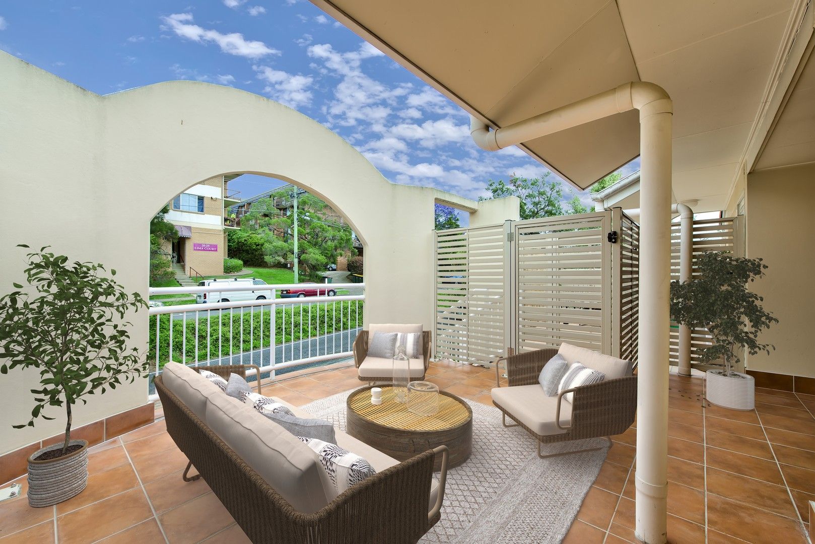 8/23 Lima Street, Auchenflower QLD 4066, Image 2