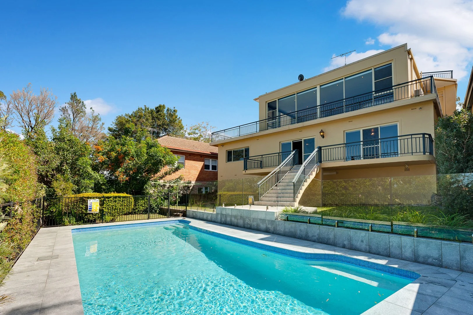 242 Edinburgh Road, Castlecrag NSW 2068