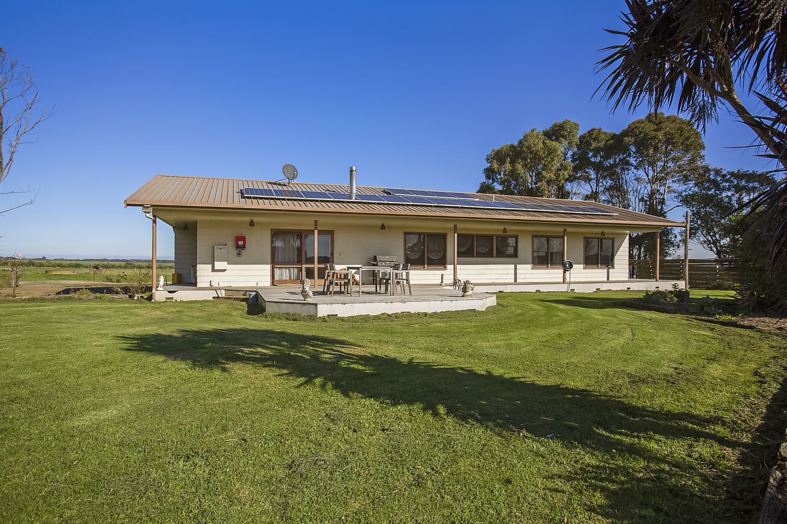 189 North South Road, Paaratte VIC 3268, Image 1