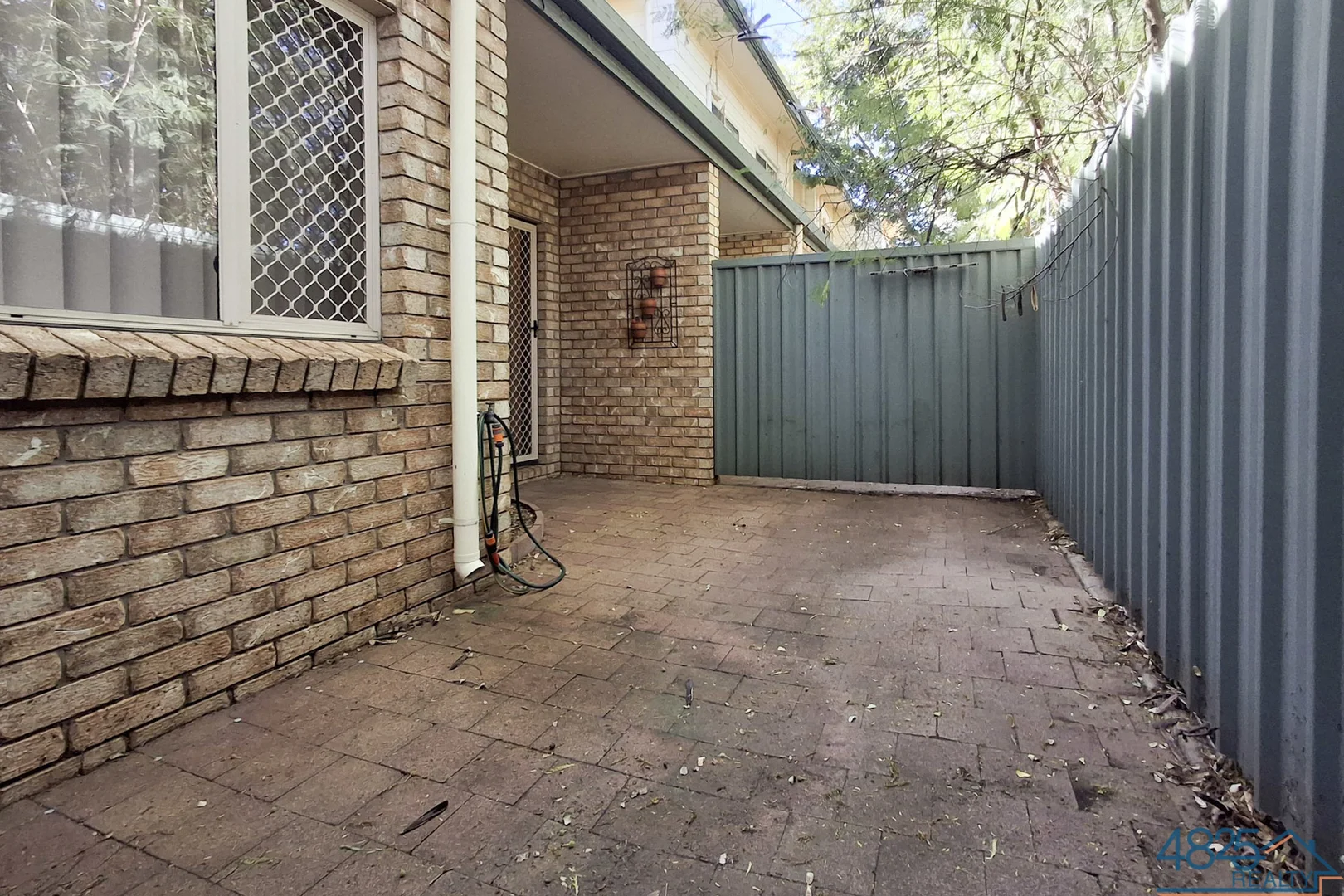 Image 12