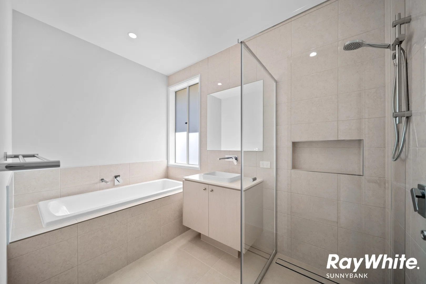 Additional image 10 of 189 Guroman Drive, Greenbank QLD 4124