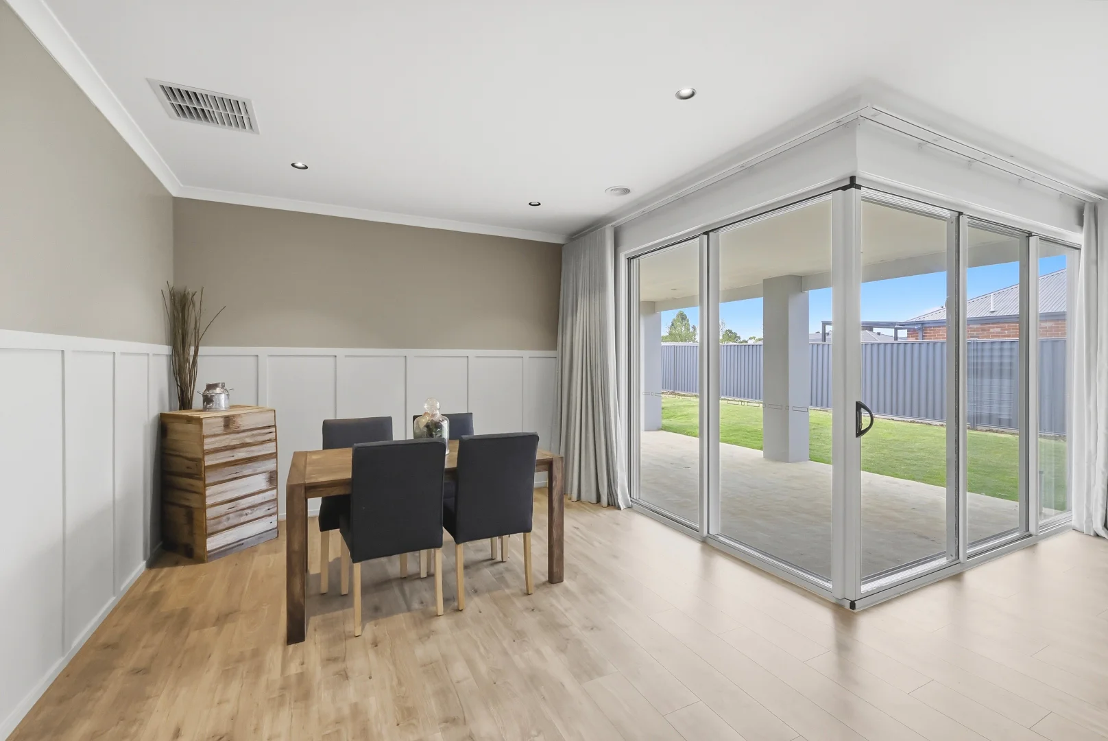 Additional image 8 of 1 Oak Grove, Romsey VIC 3434