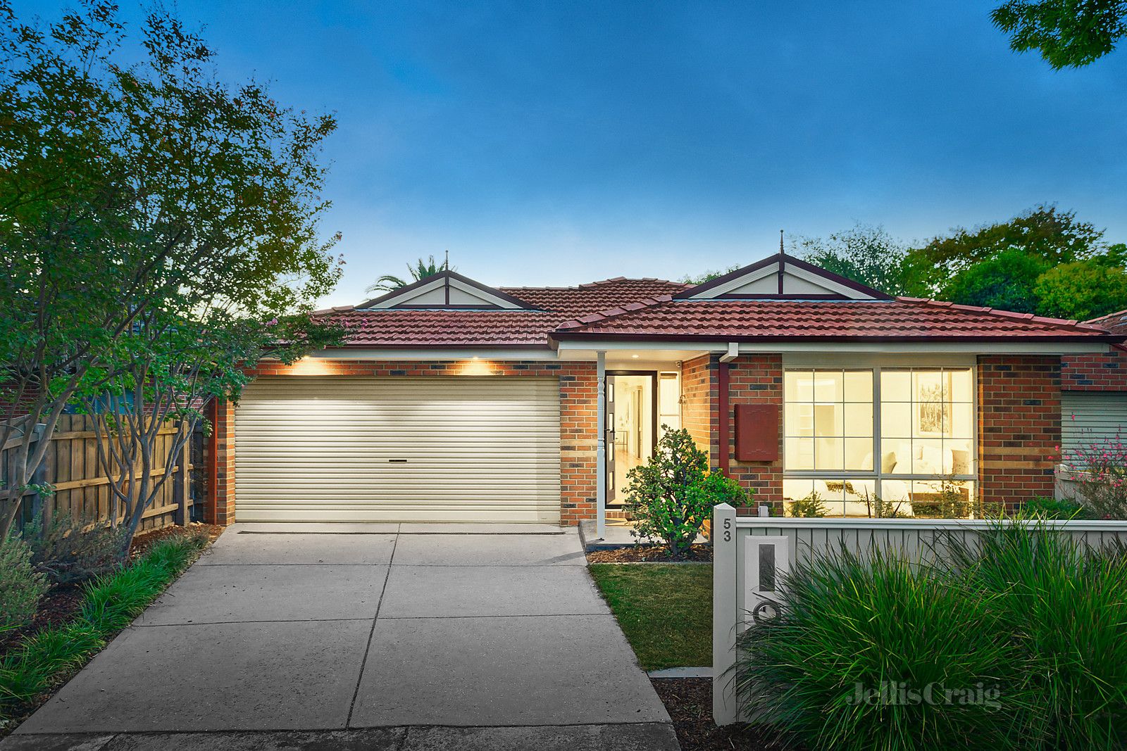 53 Rosstrevor Crescent, Mitcham VIC 3132, Image 0