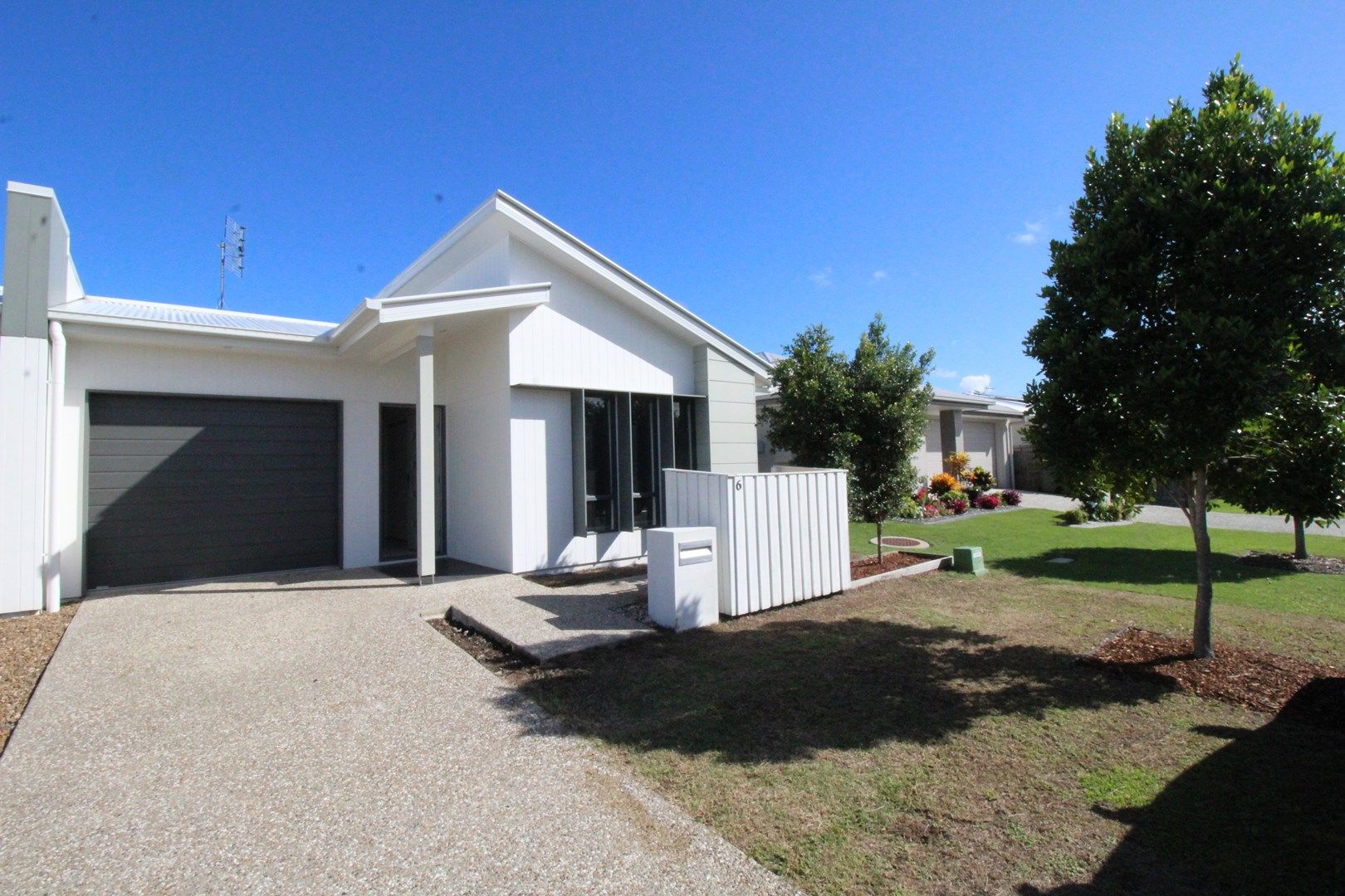 6 Honey St, Caloundra West QLD 4551, Image 0