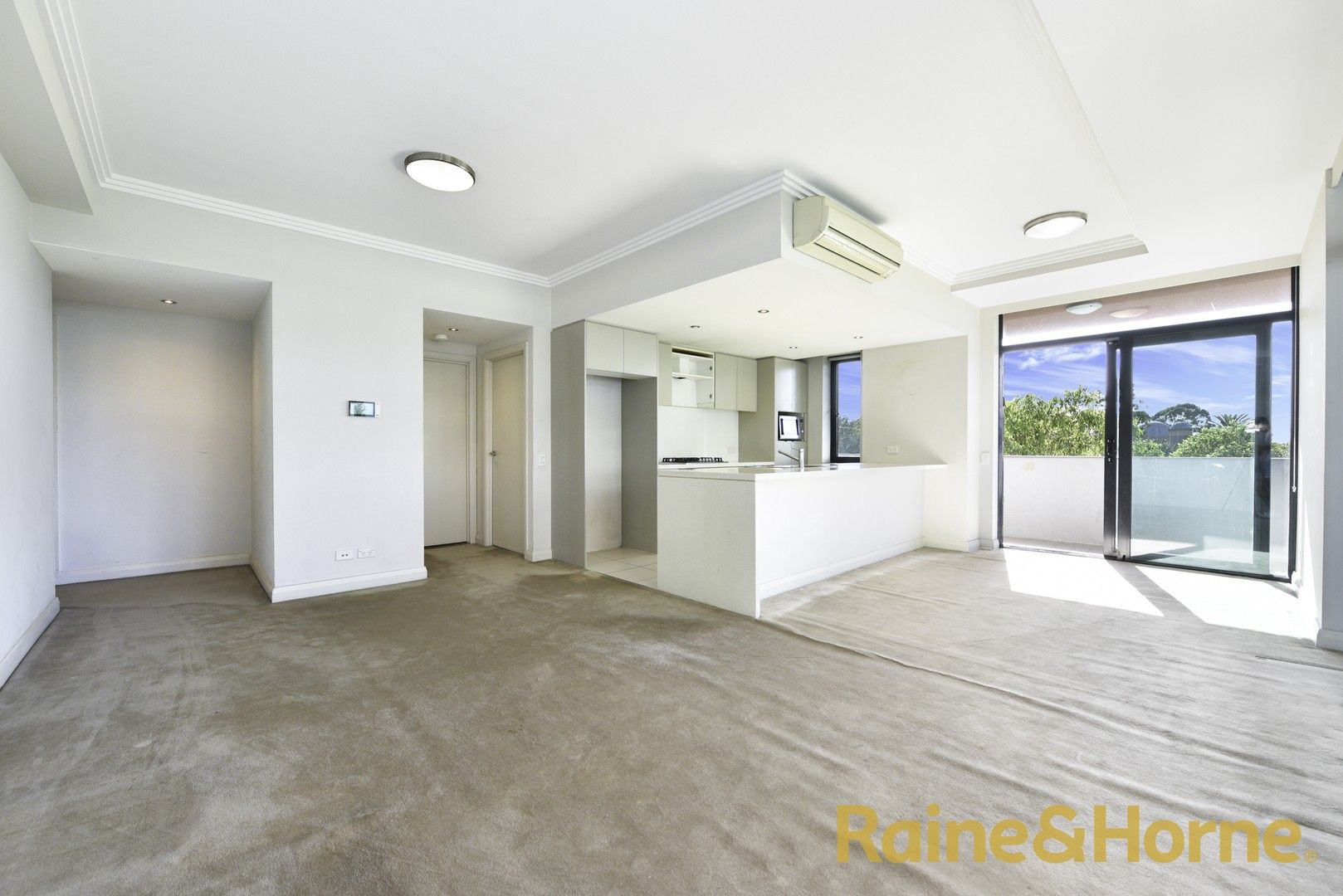 3 bedrooms Apartment / Unit / Flat in 81/50 Walker Street RHODES NSW, 2138