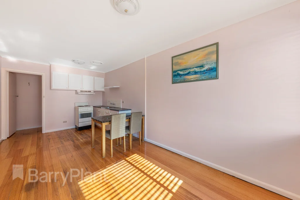 Additional image 5 of 2/40 East Esplanade, St Albans VIC 3021