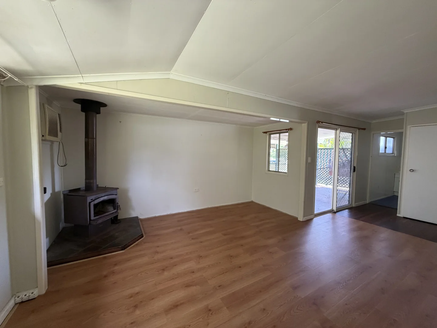 Additional image 17 of 31-33 Wadeleigh Street, Bororen QLD 4678