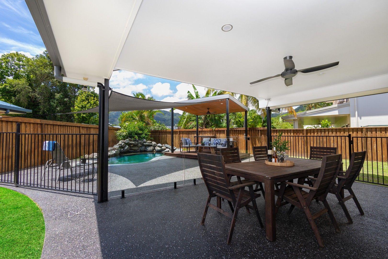 17 Red Peak Boulevard, Caravonica QLD 4878, Image 1