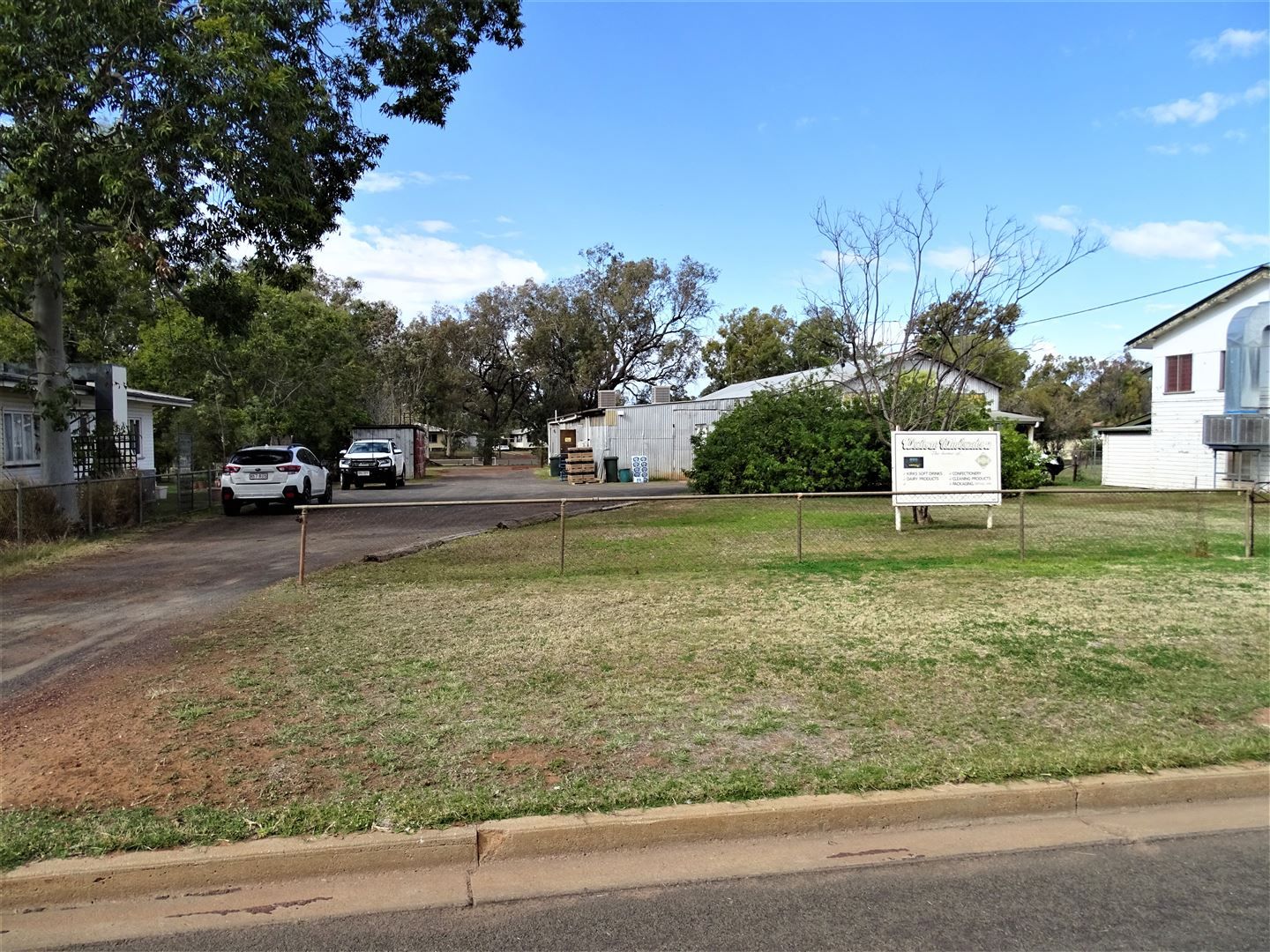 30 - 32 Watson Street, Charleville QLD 4470, Image 2