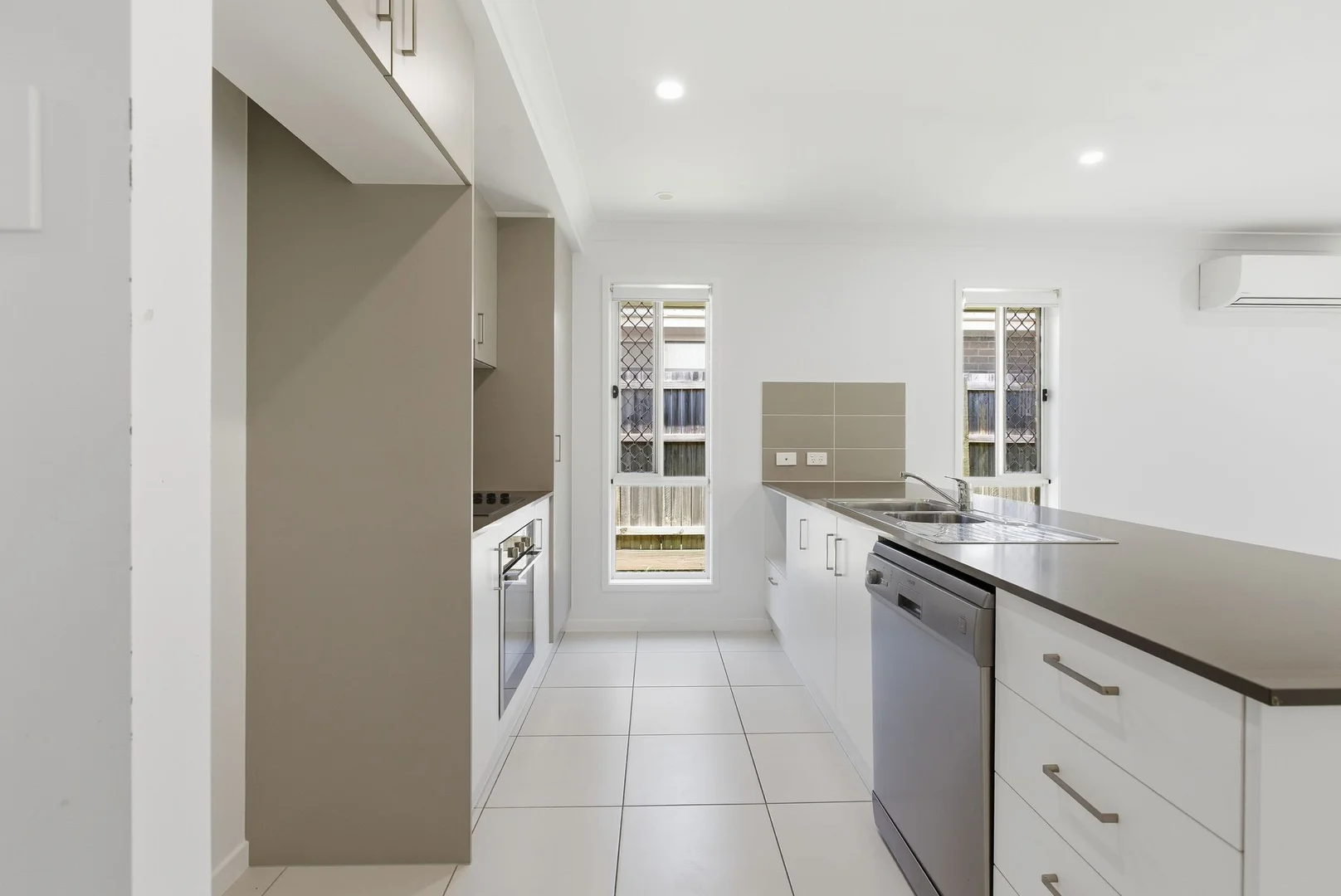 Additional image 4 of 4 Formosa Street, Park Ridge QLD 4125