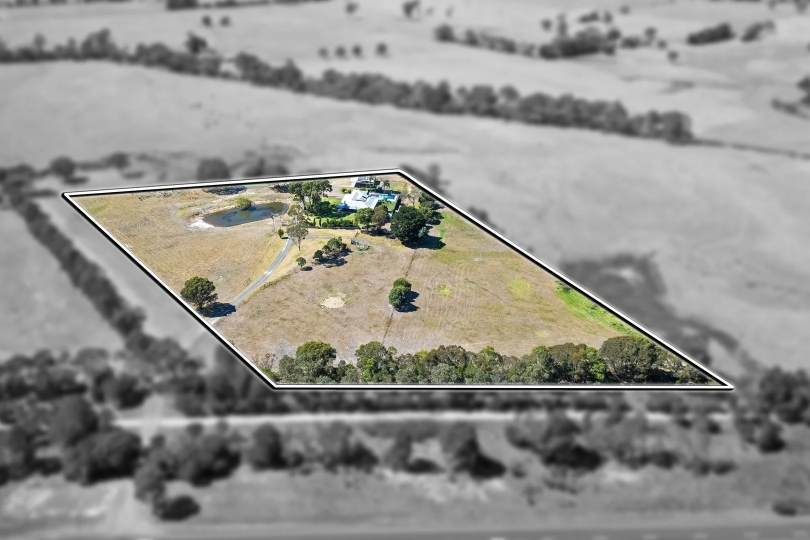 1010 Traralgon Maffra Road, Glengarry VIC 3854