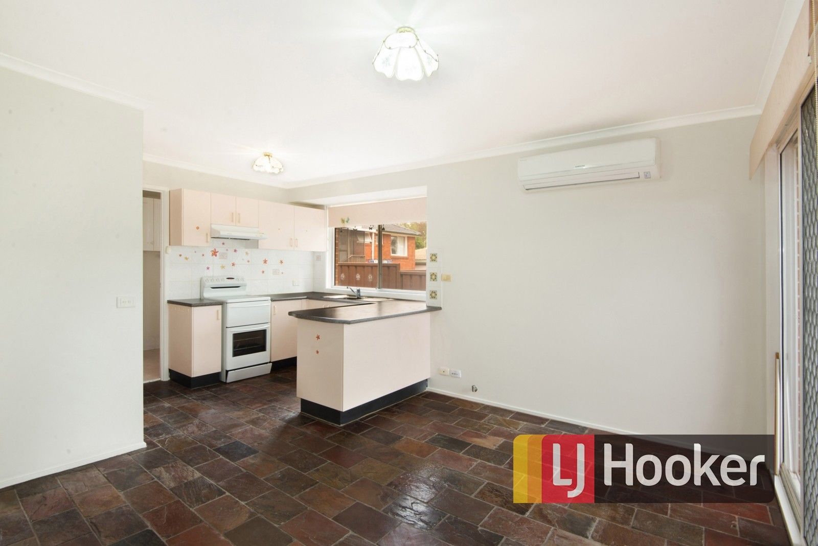 24A Tuckwell Rd, Castle Hill NSW 2154, Image 2