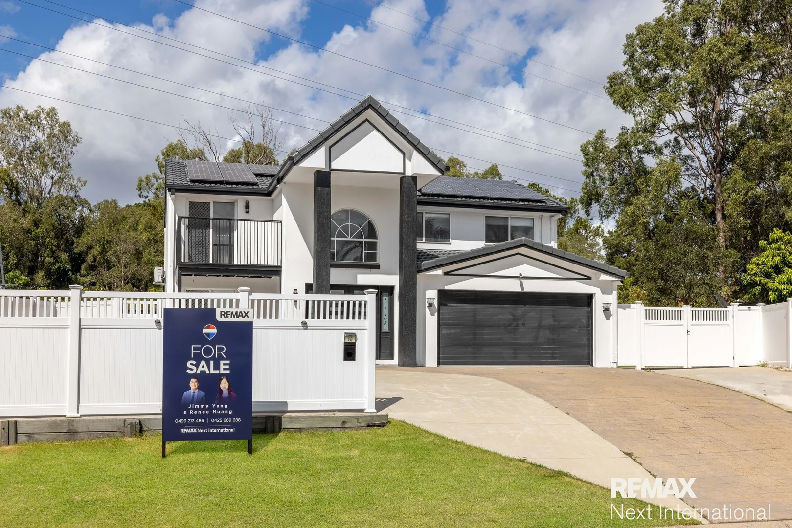 16 Jacaranda Place, Eight Mile Plains QLD 4113