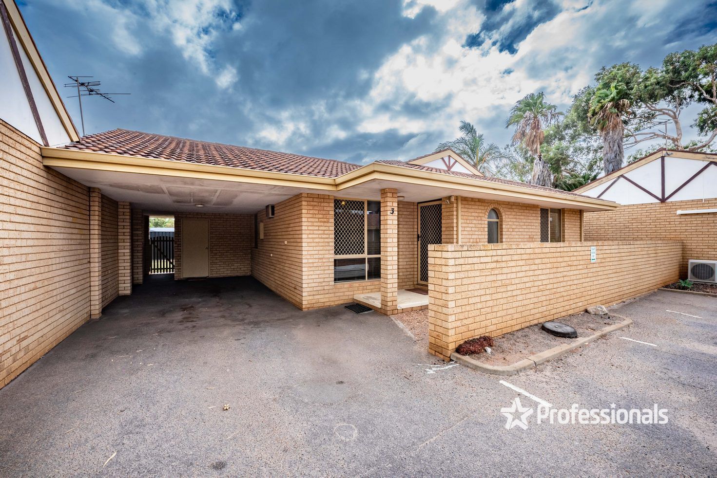 3/257 Third Street, Wonthella WA 6530, Image 0