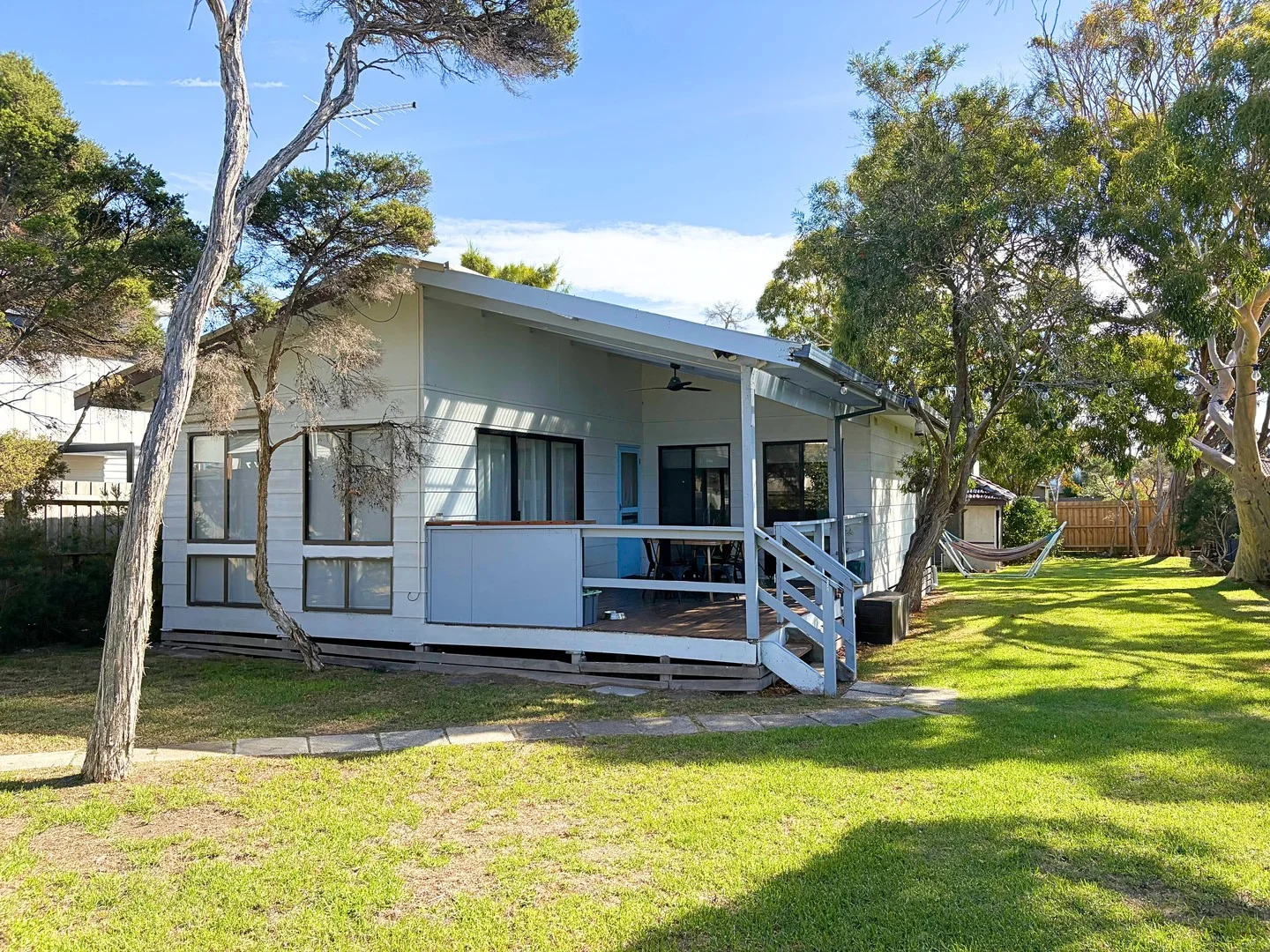 15 Bergin Grove, San Remo VIC 3925