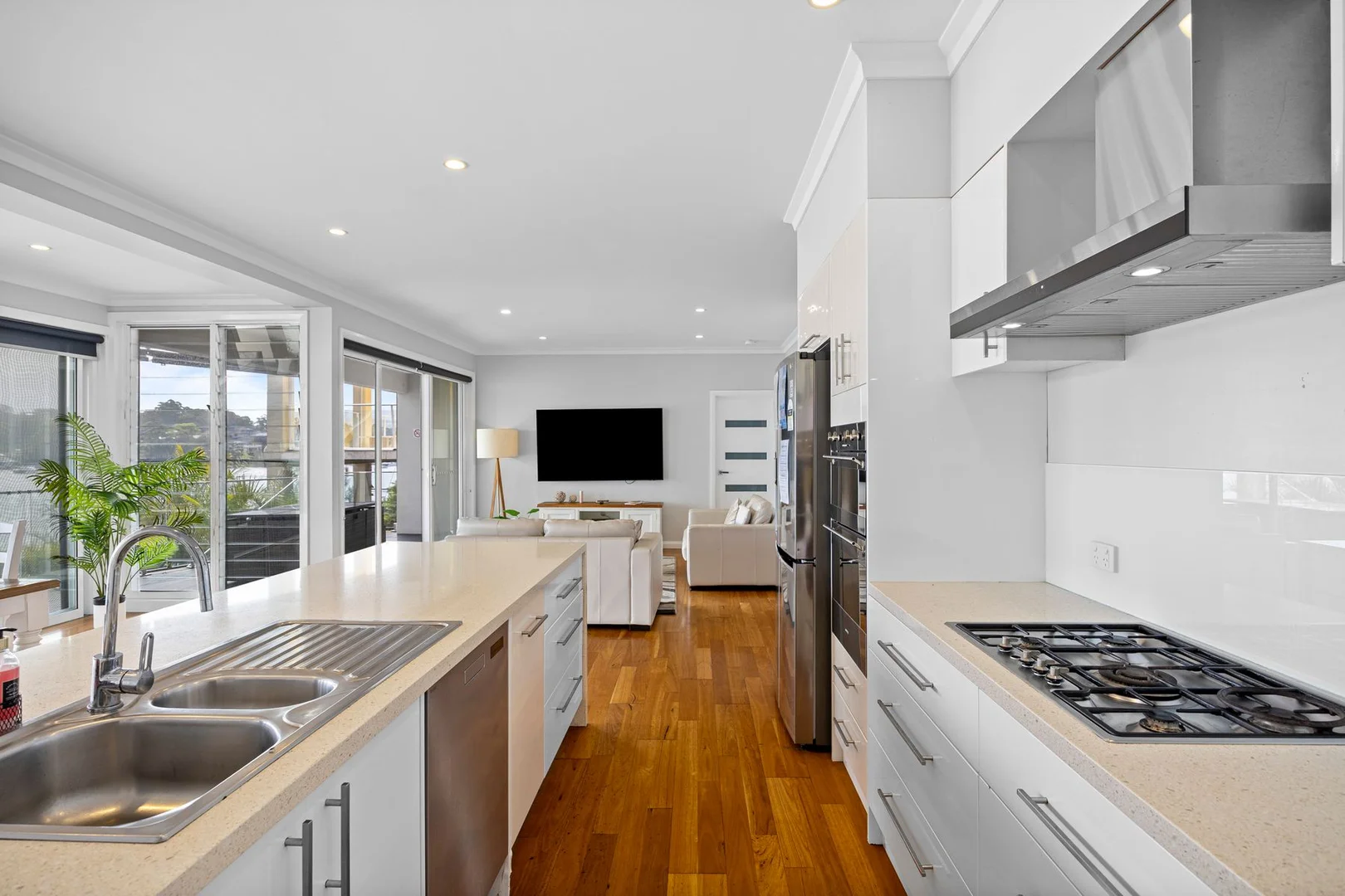 Additional image 8 of 136 Sealand Road, Fishing Point NSW 2283