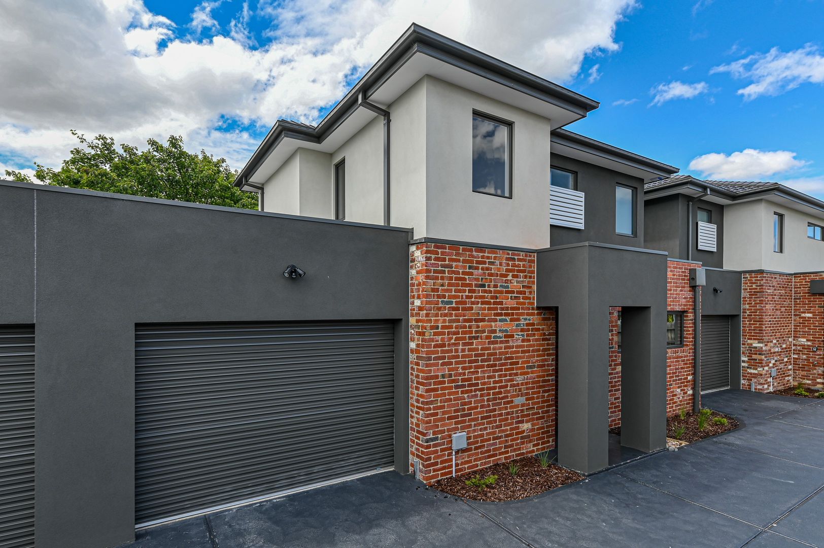 Sold 2/77 Hubert Avenue, Glenroy VIC 3046 on 20 Jan 2023 2018138237