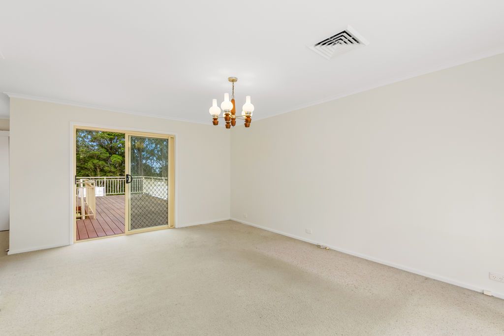 31 Fairloch Avenue, Farmborough Heights NSW 2526, Image 1