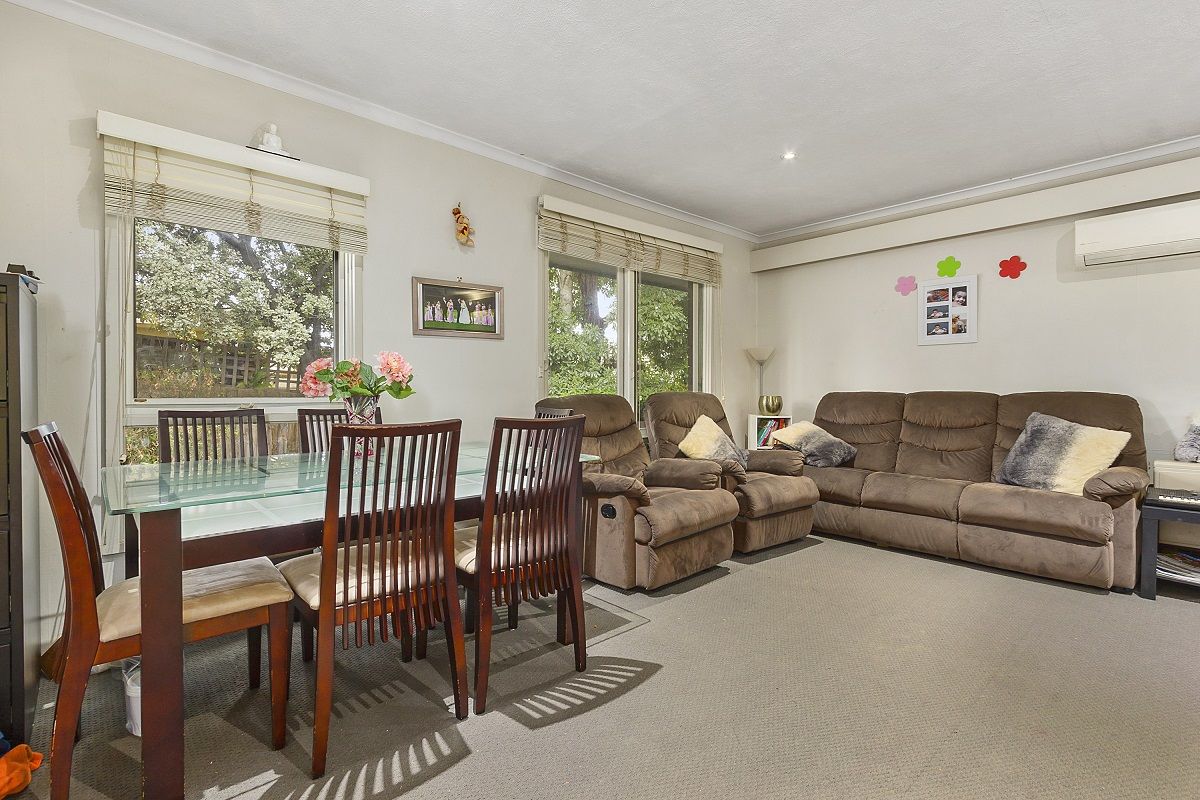 4 Boardman Close, Box Hill South VIC 3128, Image 1