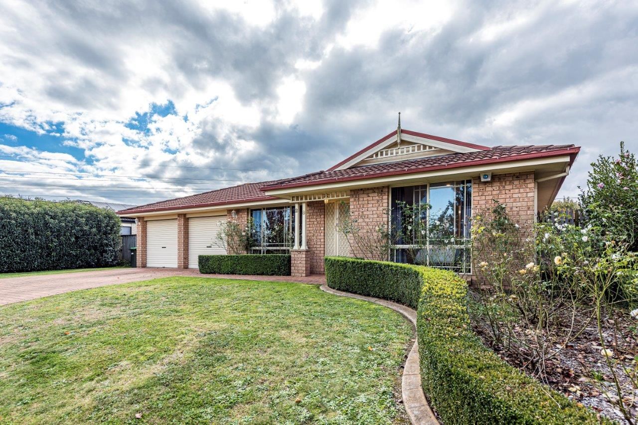 28 Emily Circuit, Bowral NSW 2576, Image 0