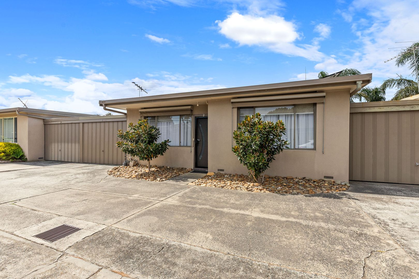 2/9 Stayner Street, Chelsea VIC 3196, Image 2