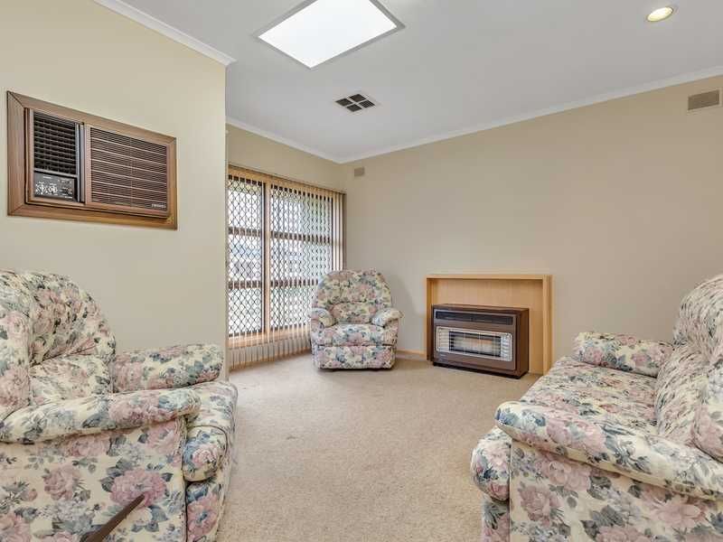 49 Cresdee Road, Campbelltown SA 5074, Image 2