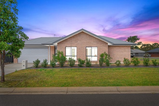 Picture of 12b Turnberry Avenue, CESSNOCK NSW 2325
