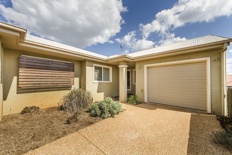 2/22 Weller Street, Rangeville QLD 4350, Image 0