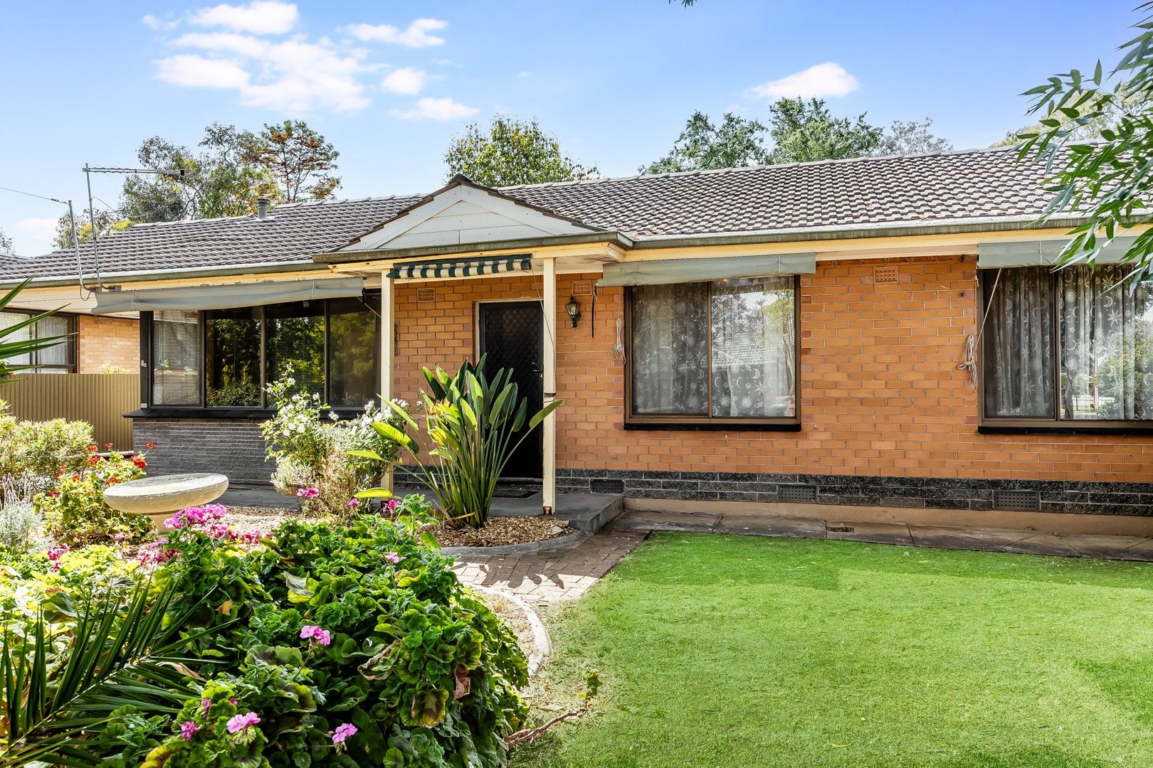 32 Jacaranda Drive, Salisbury East SA 5109, Image 0