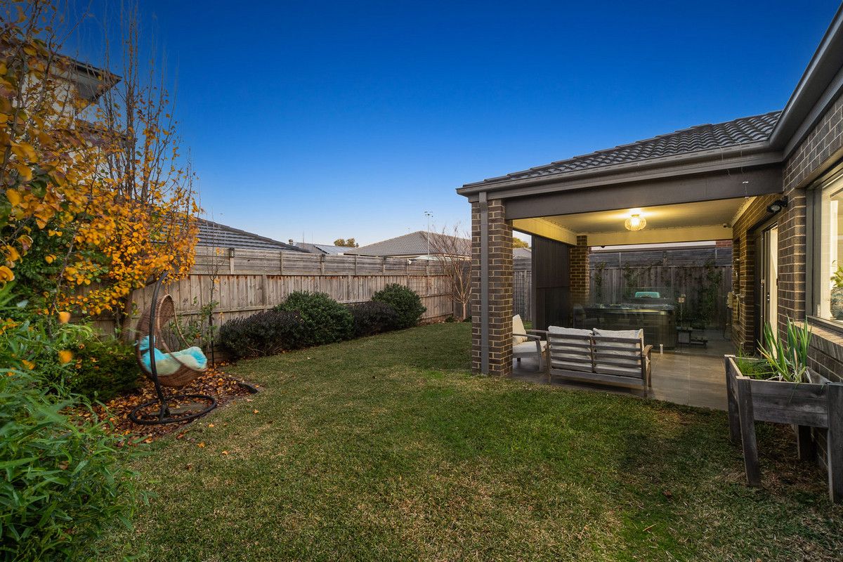 68 Hayton Park Boulevard, Cranbourne West VIC 3977, Image 1