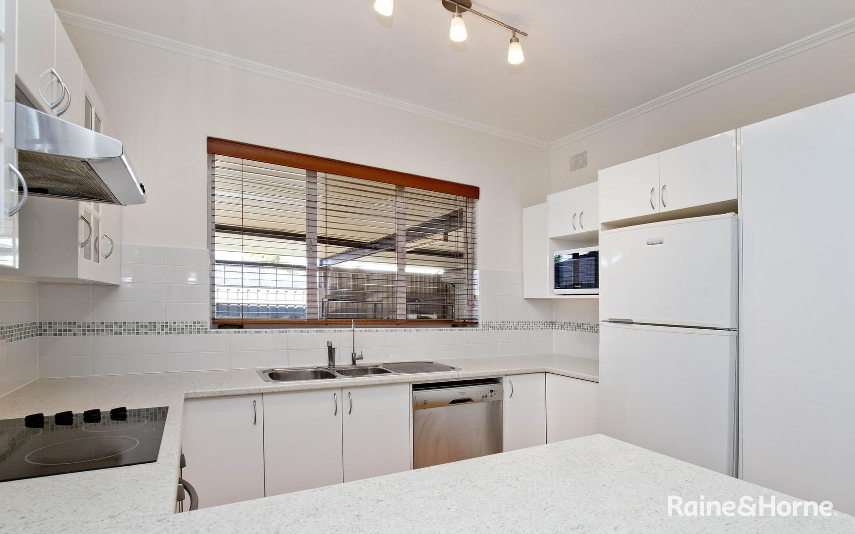 24 Mataro Road, Hope Valley SA 5090, Image 1