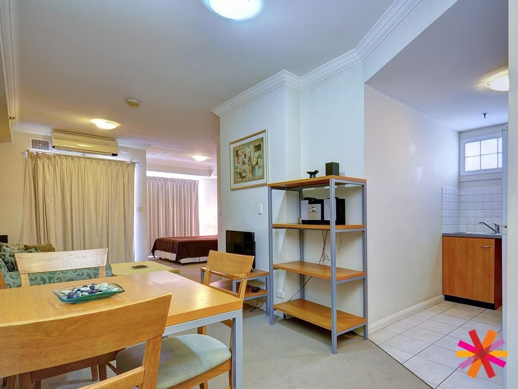 8J/811 Hay Street, Perth WA 6000, Image 2