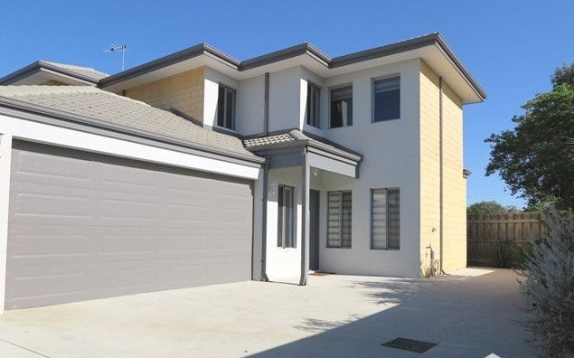 5 bedrooms House in 6A Kareela Road RIVERTON WA, 6148