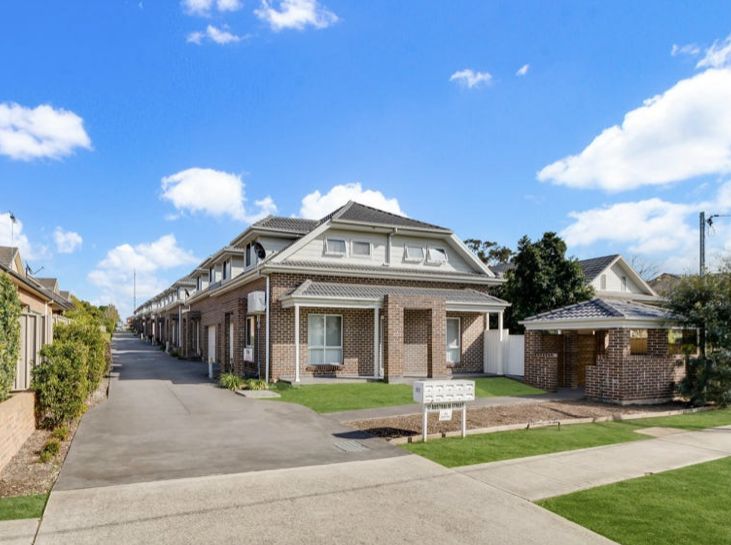 3 bedrooms Townhouse in 1/17 Australia Street ST MARYS NSW, 2760