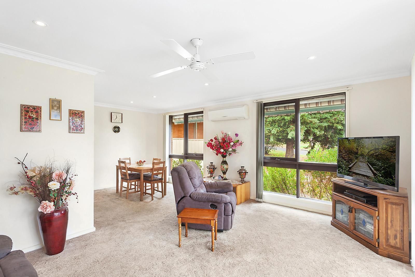 227 Hindmarsh Drive, Rivett ACT 2611, Image 2