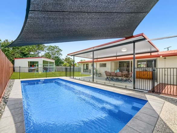 6 Penny Close, Whitfield QLD 4870