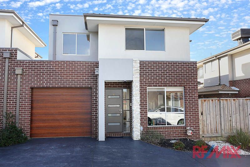 4/6-8 Innes Court, Berwick VIC 3806, Image 0