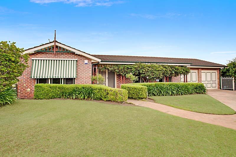 4 Yarra Close, Kearns NSW 2558, Image 0