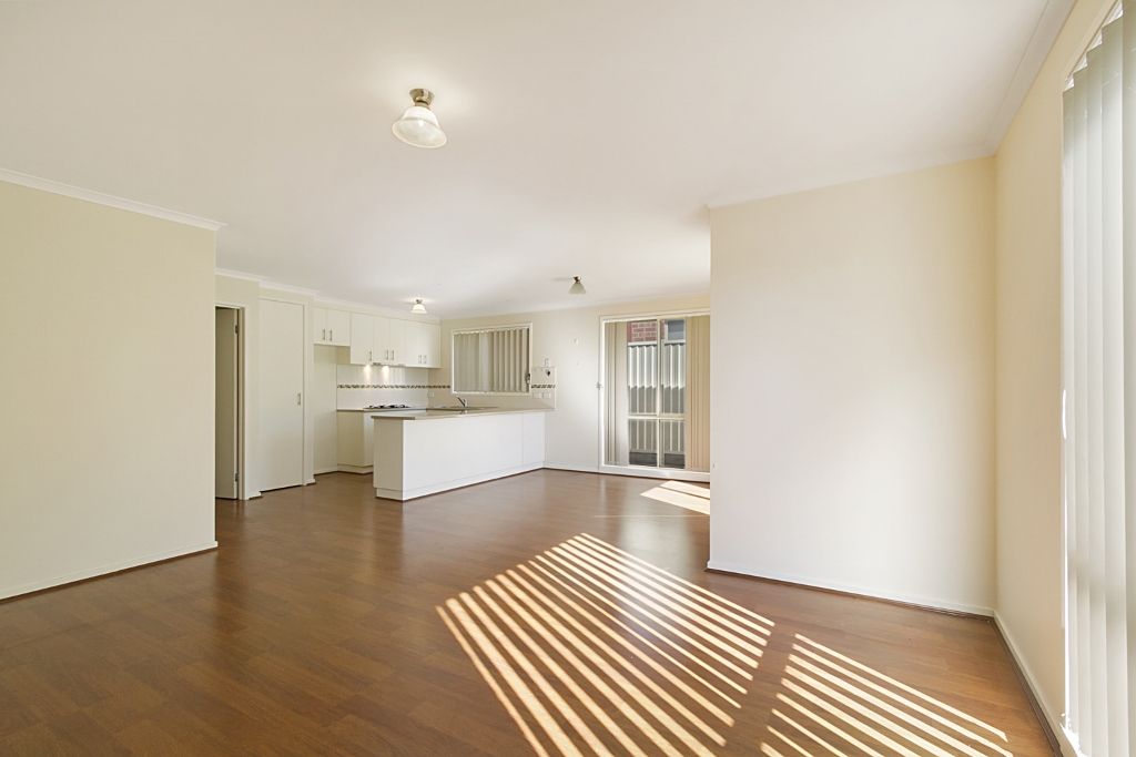 10/10 Druid Street, Golden Square VIC 3555, Image 2