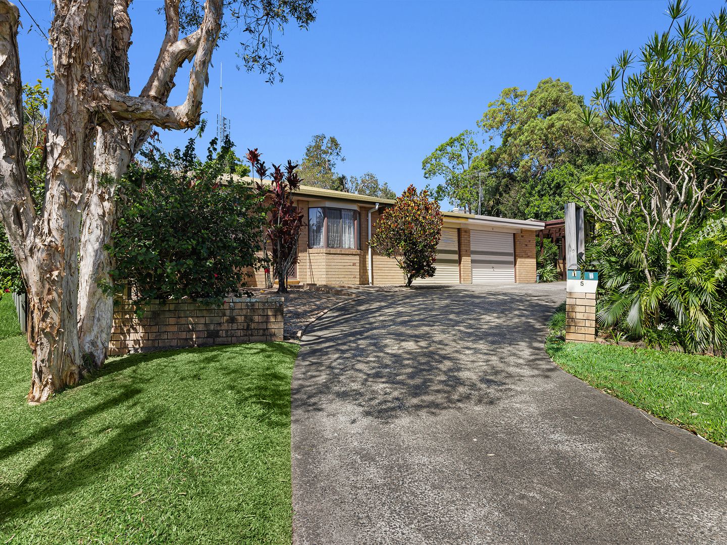 2/5 Granville Gardens, Moffat Beach QLD 4551, Image 2