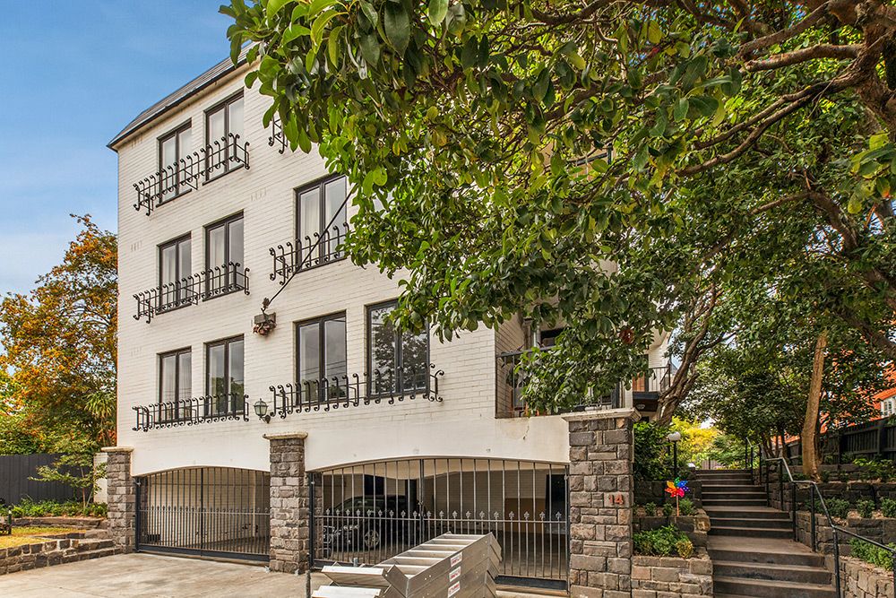 2 bedrooms Apartment / Unit / Flat in 9/14 A'Beckett Street PRAHRAN VIC, 3181