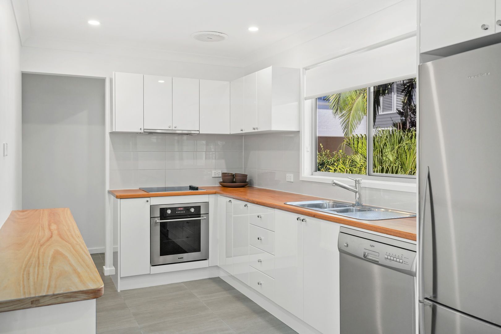 14 Tiarri Crescent, Terrigal NSW 2260, Image 2