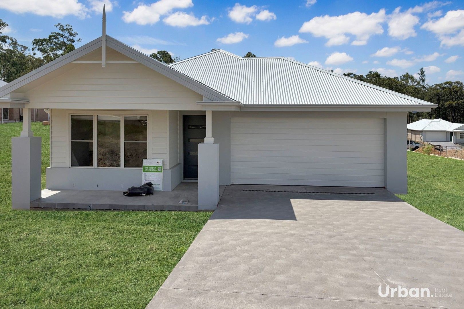 4 bedrooms House in 23 McDuff Avenue NORTH ROTHBURY NSW, 2335