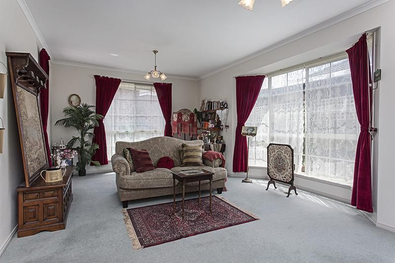 31B First Avenue, STRATHMORE VIC 3041, Image 0