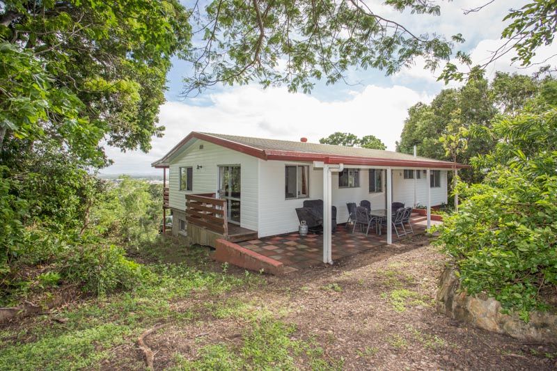 10 Eulbertie Avenue, Eimeo QLD 4740, Image 2