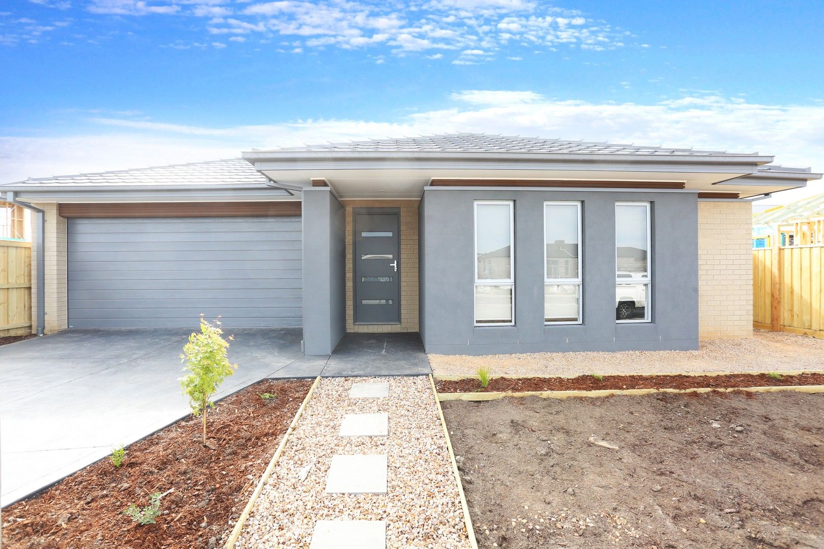 4 bedrooms House in 27 Lillypilly Road BEVERIDGE VIC, 3753