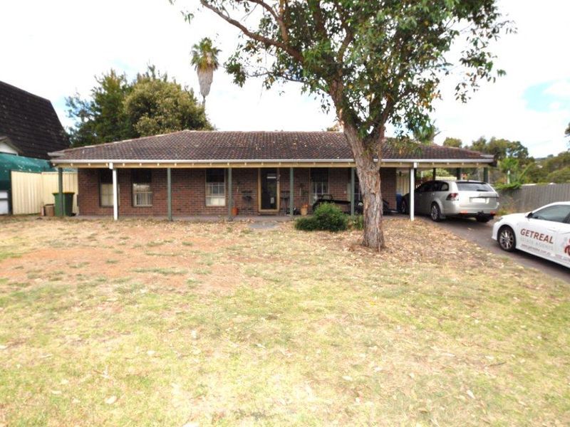 3 bedrooms House in 35 Dagmar Way SWAN VIEW WA, 6056